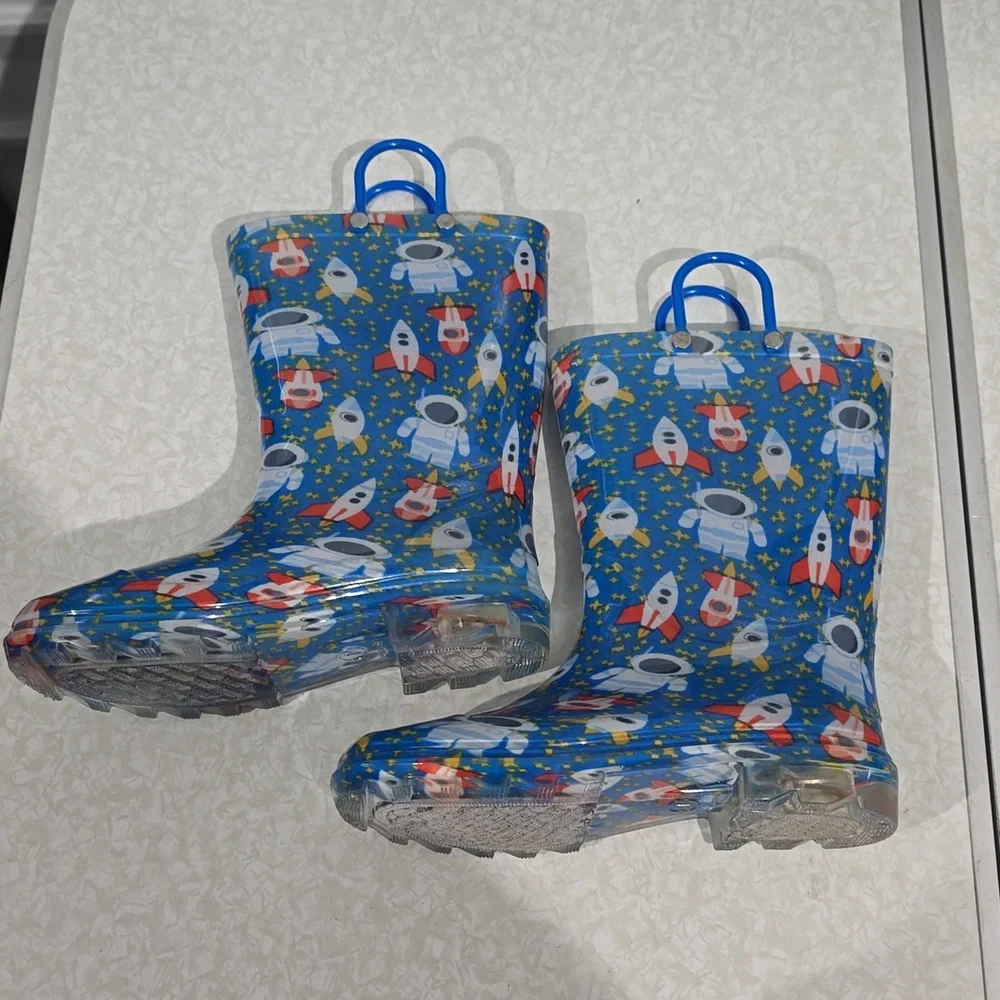 Astronaut and Rocket Rubbber‎ Light Up Boots Size 1